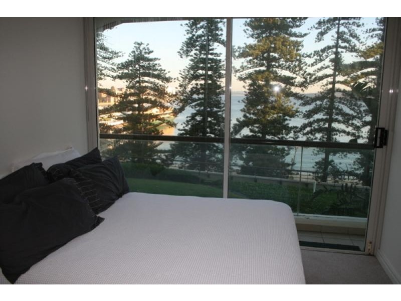 54 WEST ESPLANADE, Manly NSW 2095