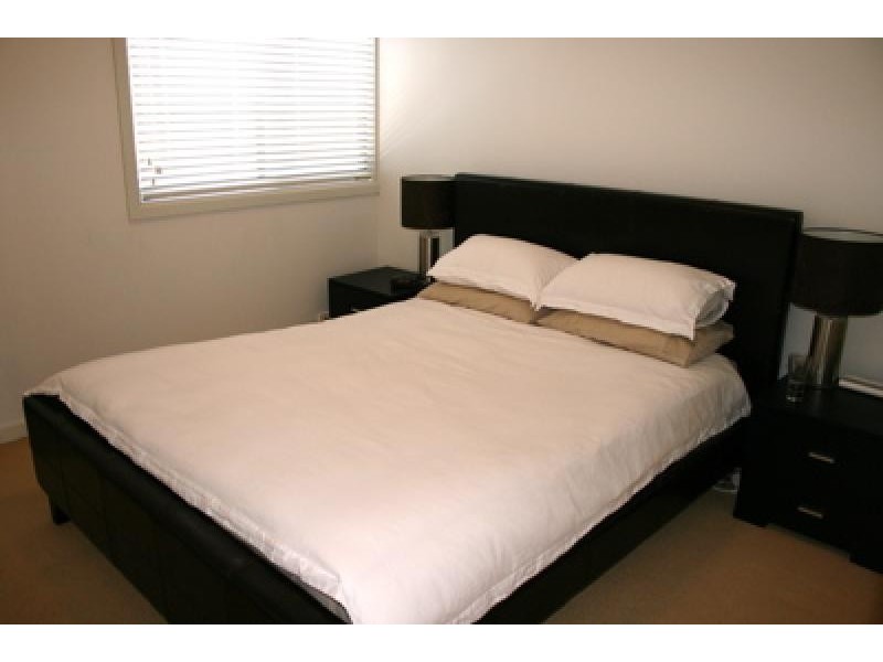 1 Spring Road, North Curl Curl NSW 2099