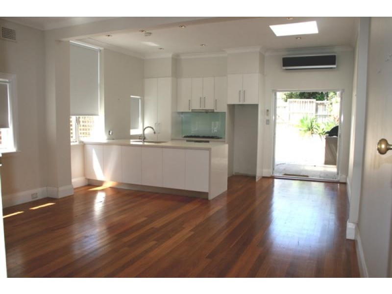 257 Sydney Road (rear lane access Hilltop Crescent), Fairlight NSW 2094