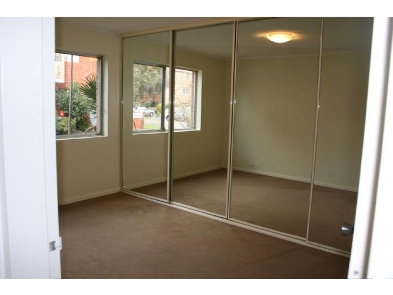 Unit 1/10 Fairway Close, Manly Vale NSW 2093