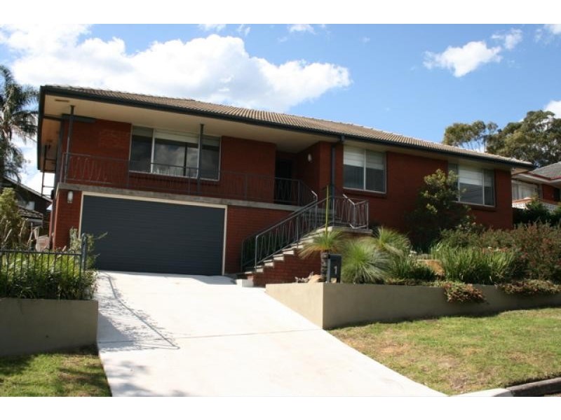 1 Rydal Place, Wheeler Heights NSW 2097
