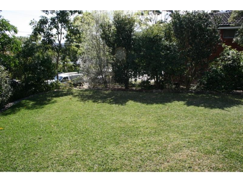 1 Rydal Place, Wheeler Heights NSW 2097