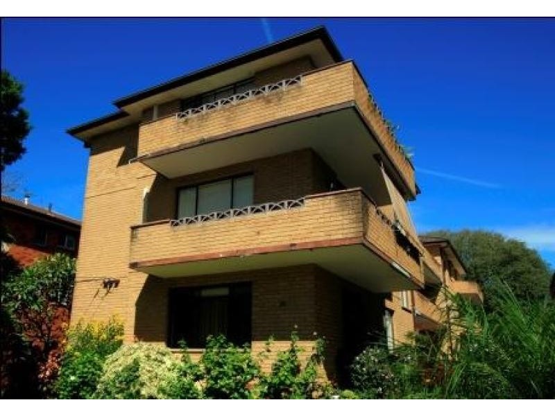Apartment 2/16 Lismore Avenue, Dee Why NSW 2099