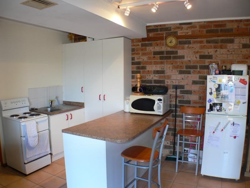 80 Warriewood Road, Warriewood NSW 2102