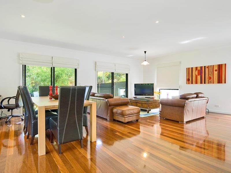 16 Seabeach Avenue, Mona Vale NSW 2103