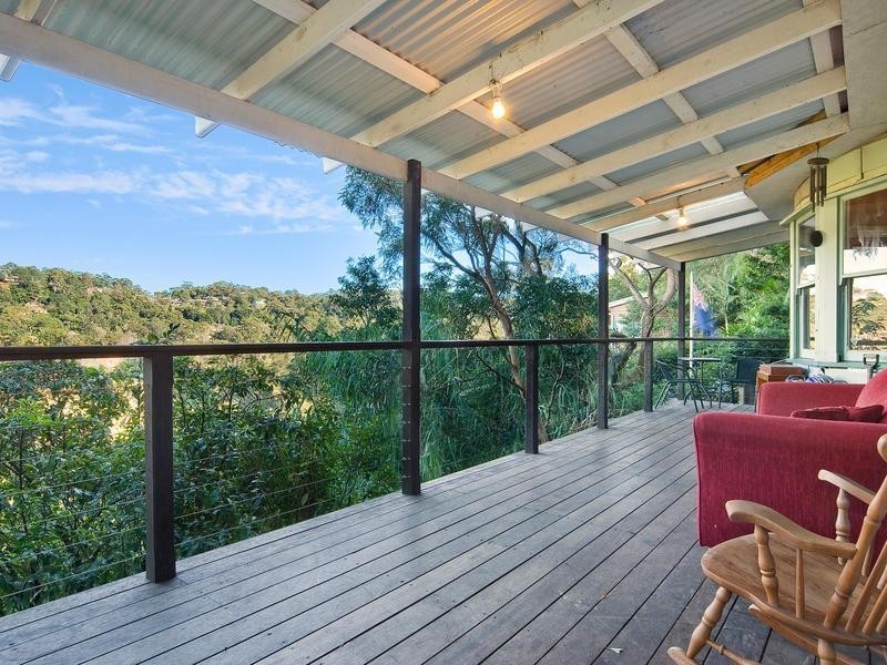 28 Nareen Parade, North Narrabeen NSW 2101