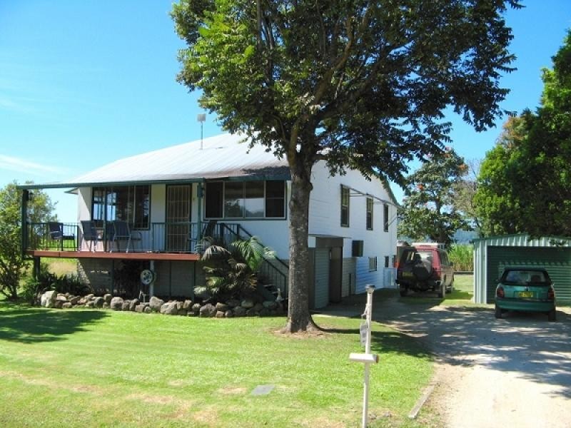 2 Colonial Drive, Condong NSW 2484