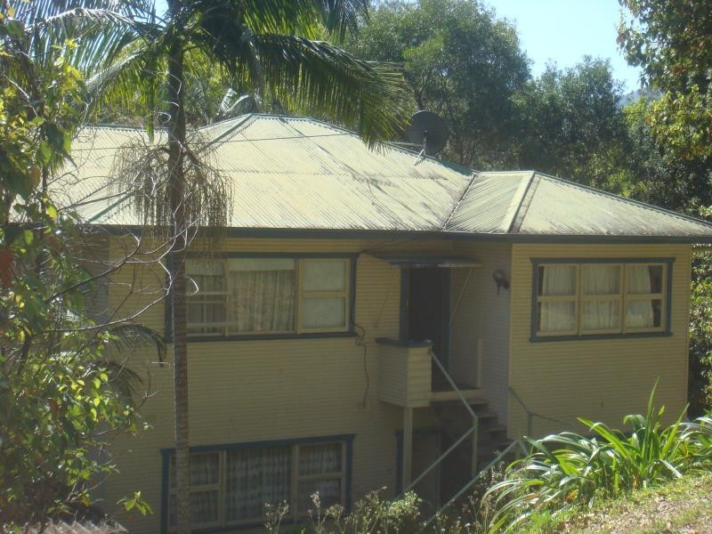 Unit 1/1440 Kyogle Road, Uki NSW 2484