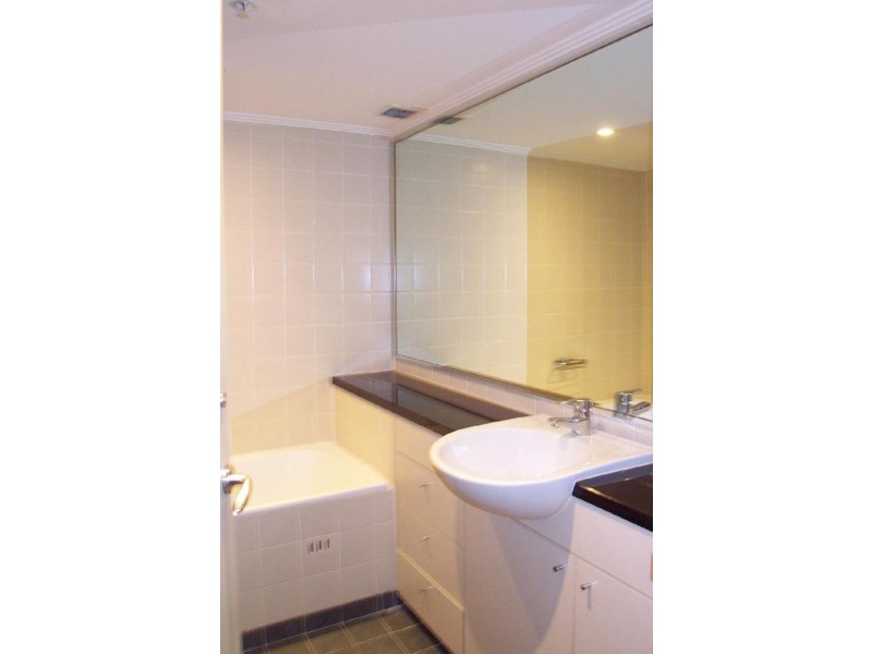 621/1 SERGEANTS LANE, St Leonards NSW 2065