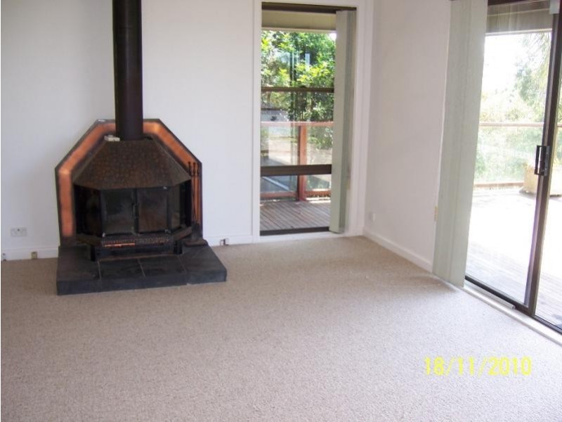 24 POZIERES PARADE, Allambie NSW 2100