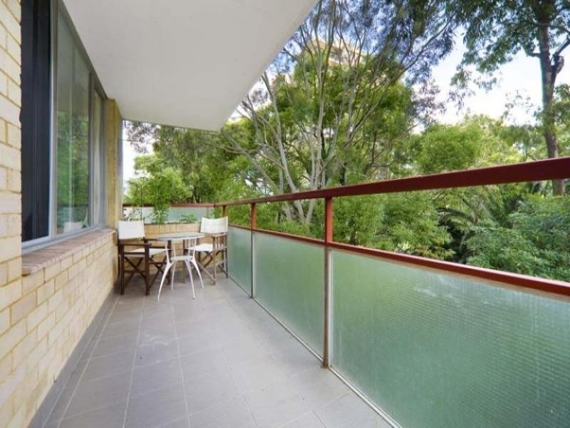 303/2 BROUGHTON ROAD, Artarmon NSW 2064