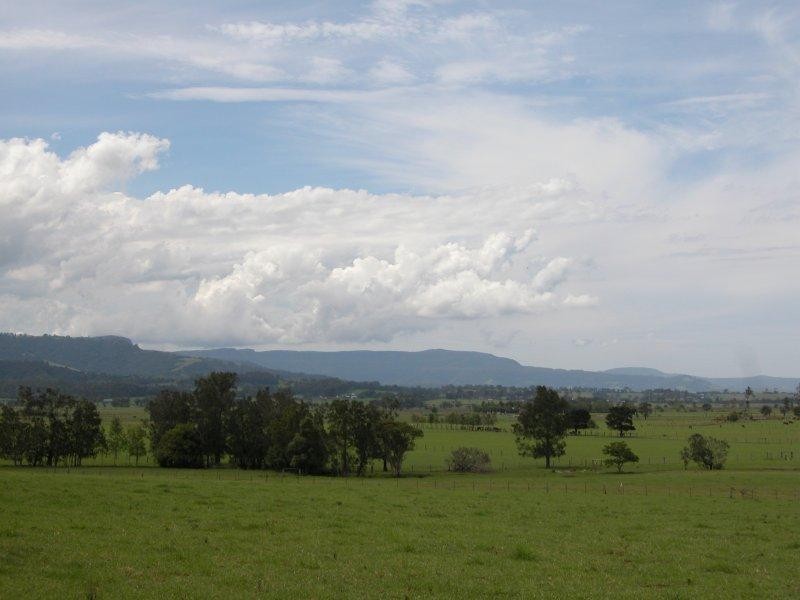 5 MEROO ROAD, Bomaderry NSW 2541