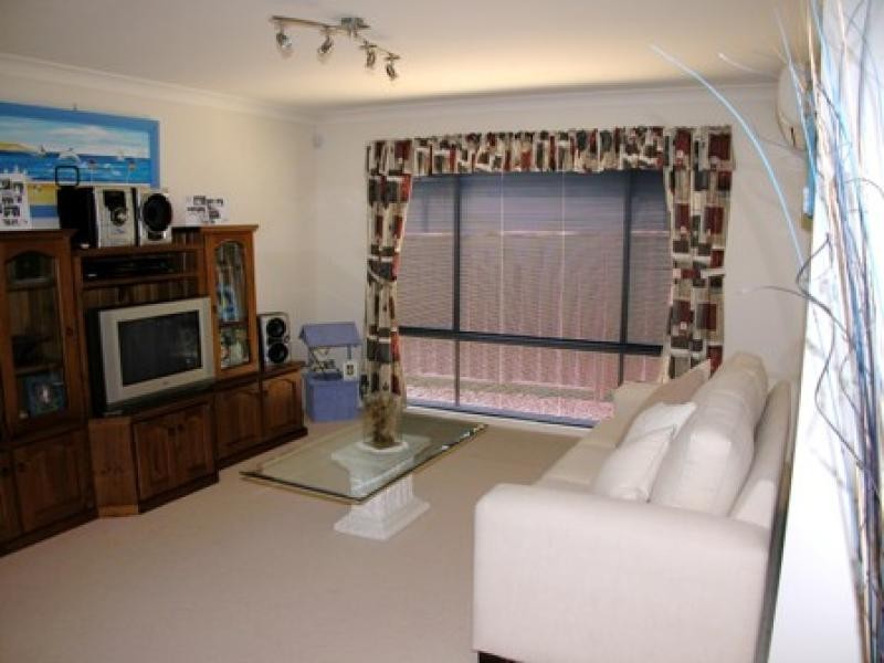 32 THE GARDEN WALK, Worrigee NSW 2540