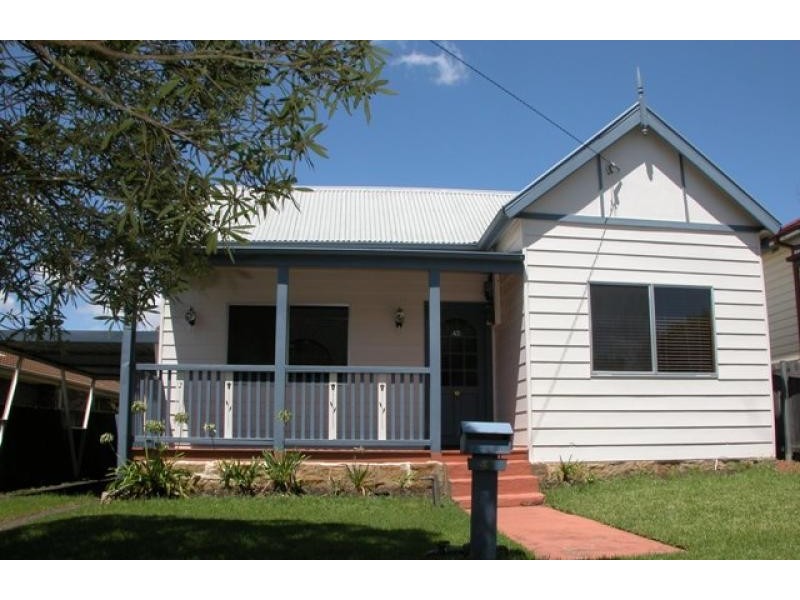 42 DOUGLAS STREET, Nowra NSW 2541