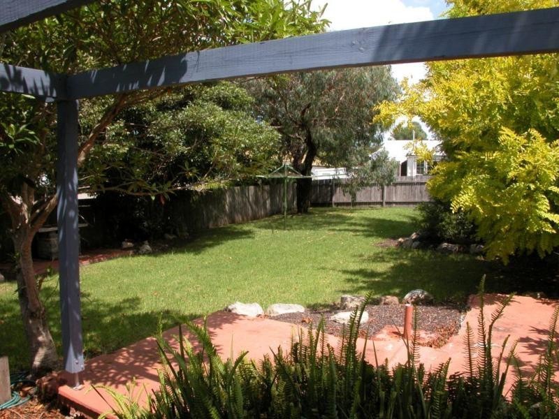 42 DOUGLAS STREET, Nowra NSW 2541
