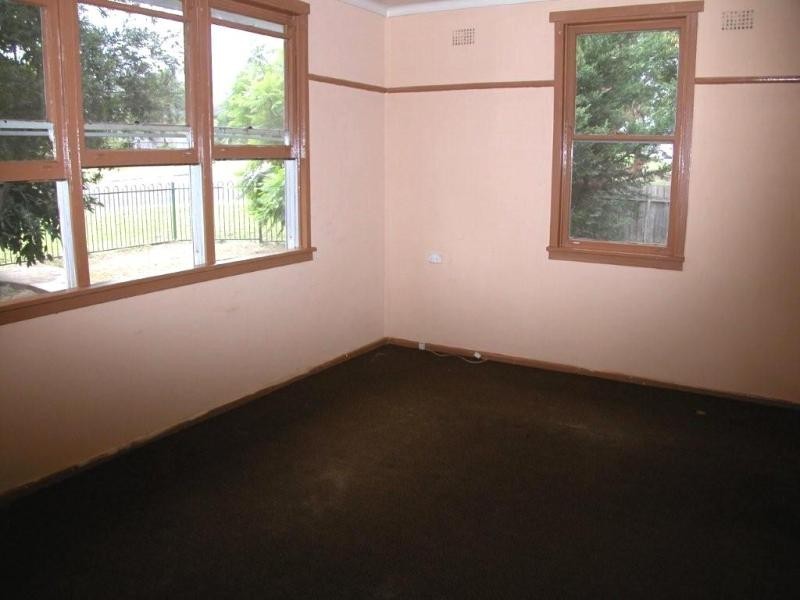 124 EAST STREET, Nowra NSW 2541