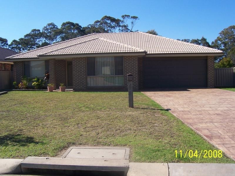 6 HANNAH PLACE, Worrigee NSW 2540