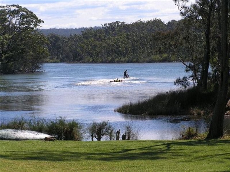 13 Lakeway Avenue, Berrara NSW 2540