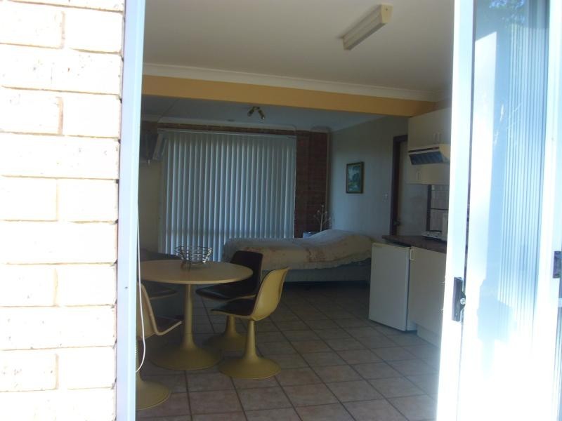 33 ST GEORGE AVENUE, Vincentia NSW 2540