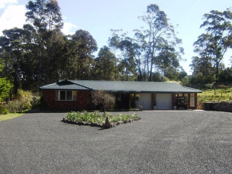 384 Jervis Bay Road, Woollamia NSW 2540