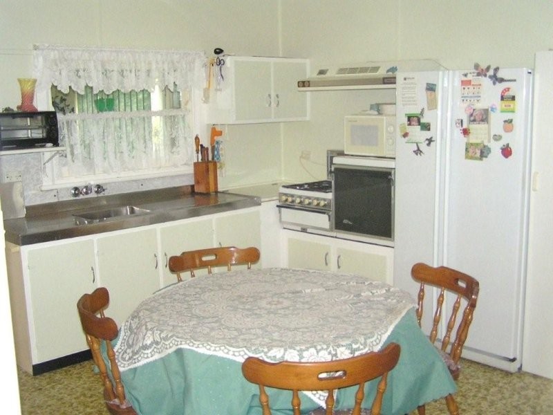 380 Hawken Road, Tomerong NSW 2540