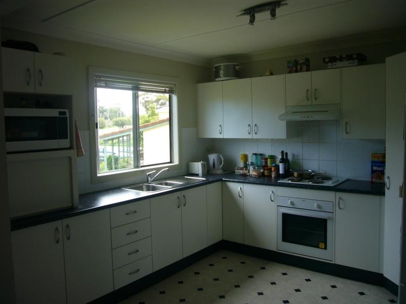 11 Beaver Avenue, Sanctuary Point NSW 2540