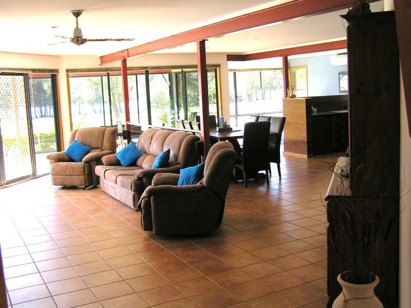 246 River Road, Sussex Inlet NSW 2540