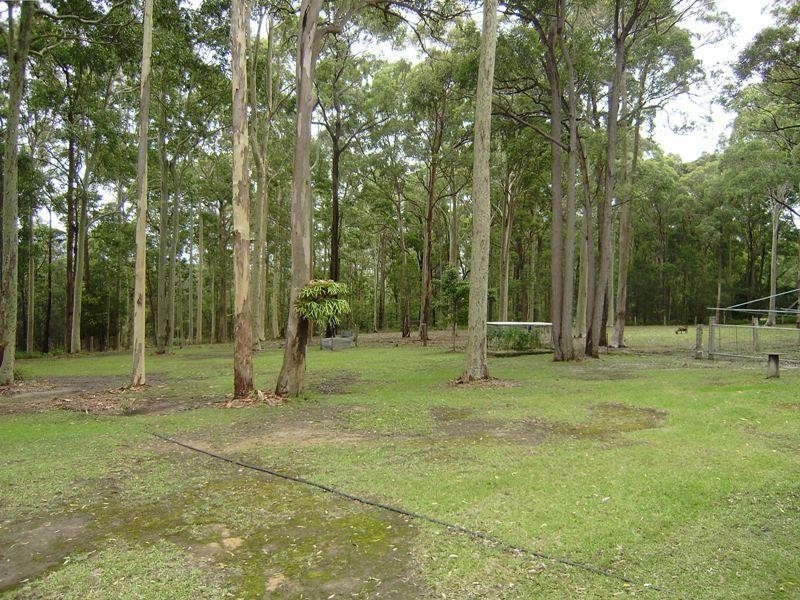 521 Woollamia Road, Woollamia NSW 2540