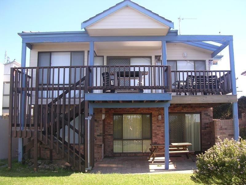 100 ELIZABETH DRIVE, Vincentia NSW 2540