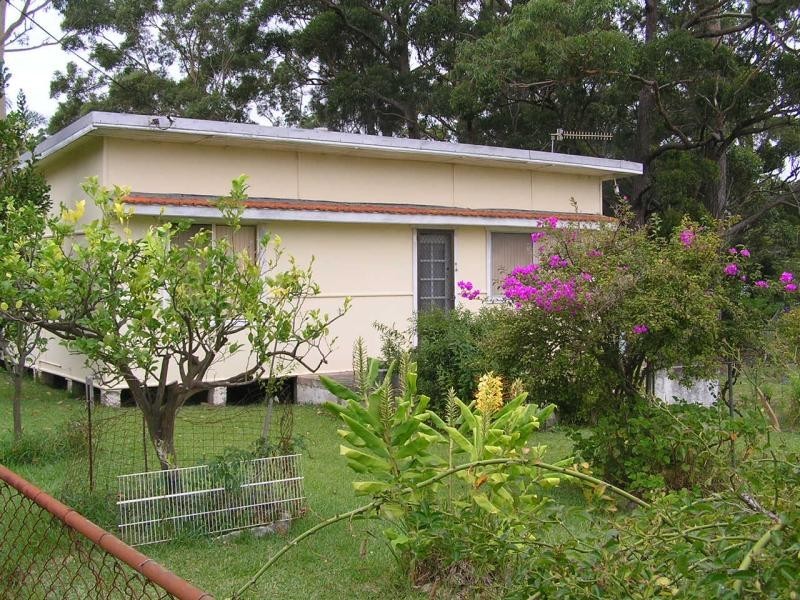 16 High Street, Erowal Bay NSW 2540
