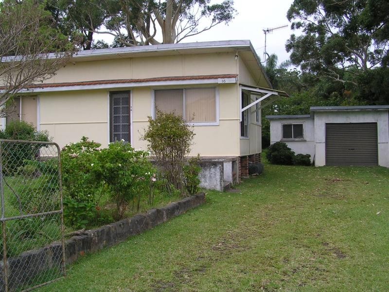 16 High Street, Erowal Bay NSW 2540