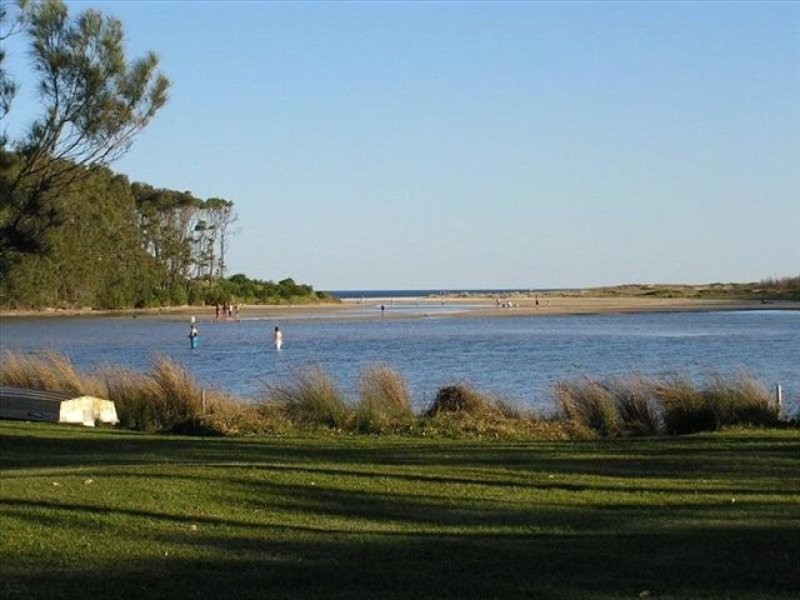 35 Lakeland Ave, Berrara NSW 2540