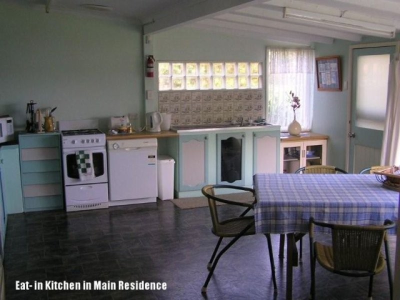 23 Deane Street, St Georges Basin NSW 2540
