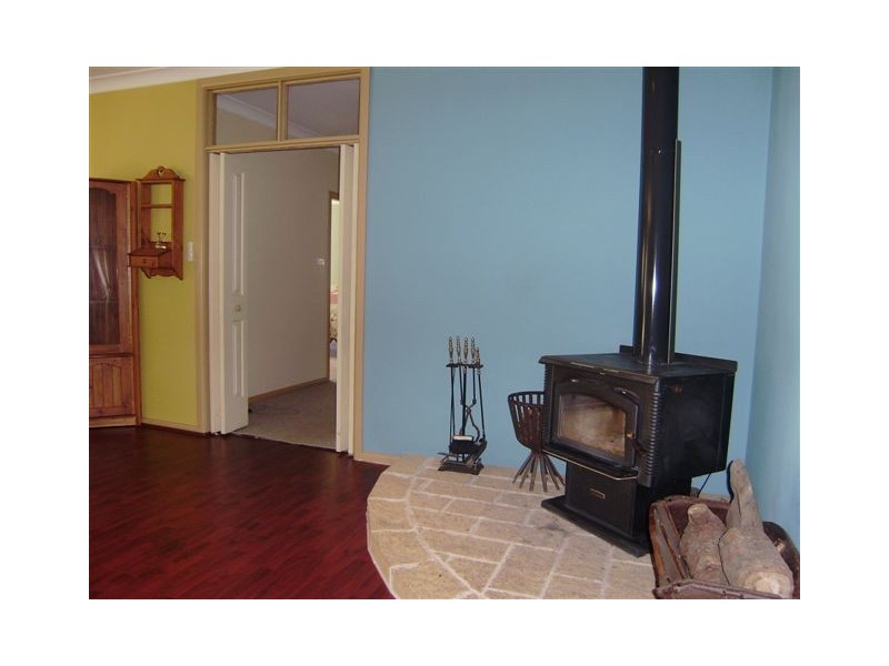 20 Evelyn Road, Tomerong NSW 2540