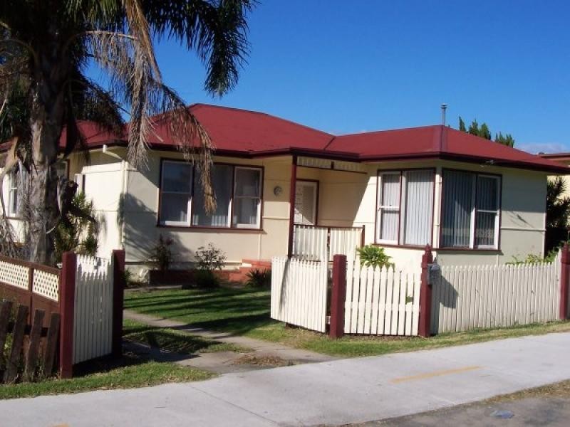 31 MORTON PARADE, Nowra NSW 2541