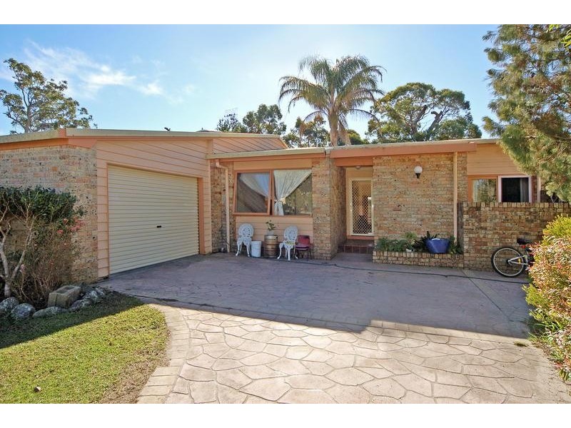 103 Waratah Crescent, Sanctuary Point NSW 2540