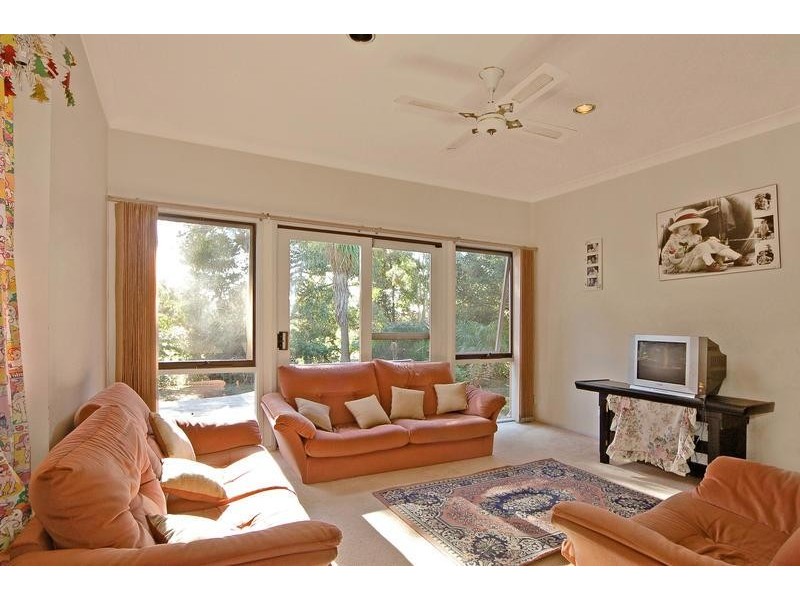 103 Waratah Crescent, Sanctuary Point NSW 2540