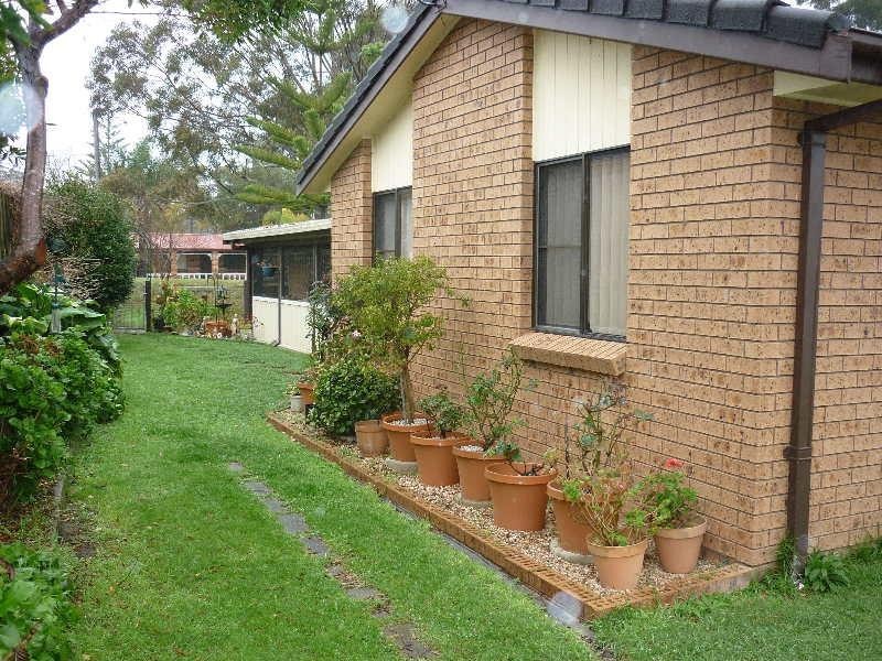 17 Yuroka Crescent, St Georges Basin NSW 2540