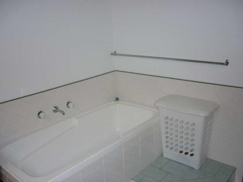 25 Kirkham Way, Sanctuary Point NSW 2540