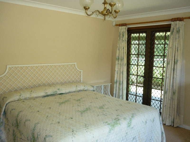 33 Lachlan Crescent, St Georges Basin NSW 2540