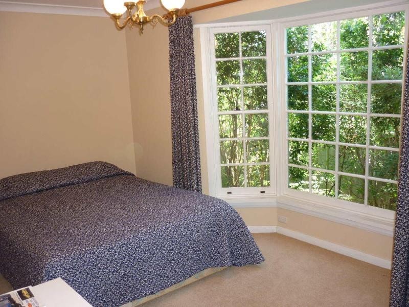 33 Lachlan Crescent, St Georges Basin NSW 2540