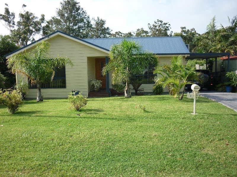 3 Auster Crescent, Sanctuary Point NSW 2540