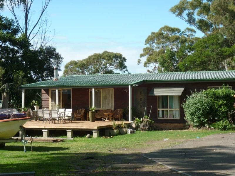 10 Mathie Street, Basin View NSW 2540