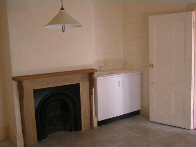 76 BERRY STREET, Nowra NSW 2541