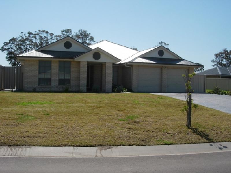 22 LACEBARK GROVE, Worrigee NSW 2540