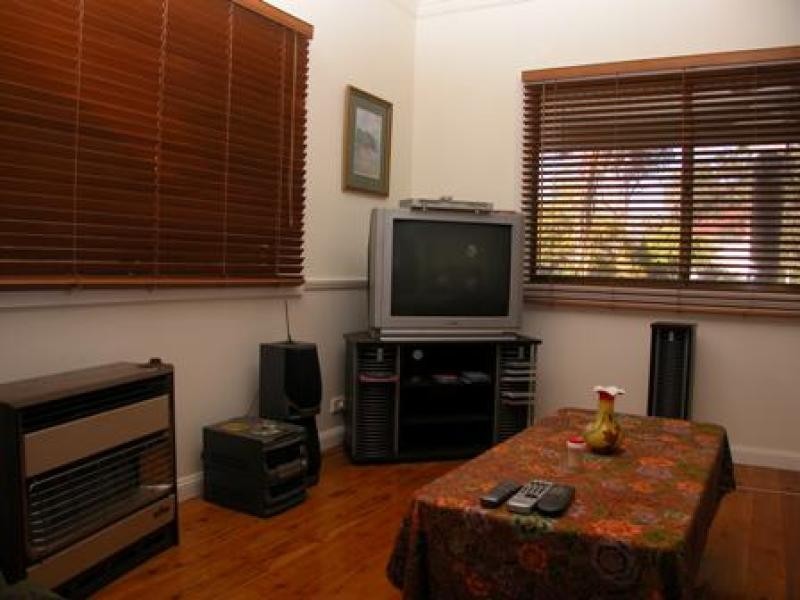 9 HUXLEY STREET, Nowra NSW 2541