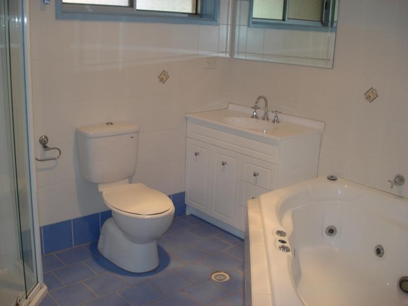 18 HUNTER STREET, Tahmoor NSW 2573