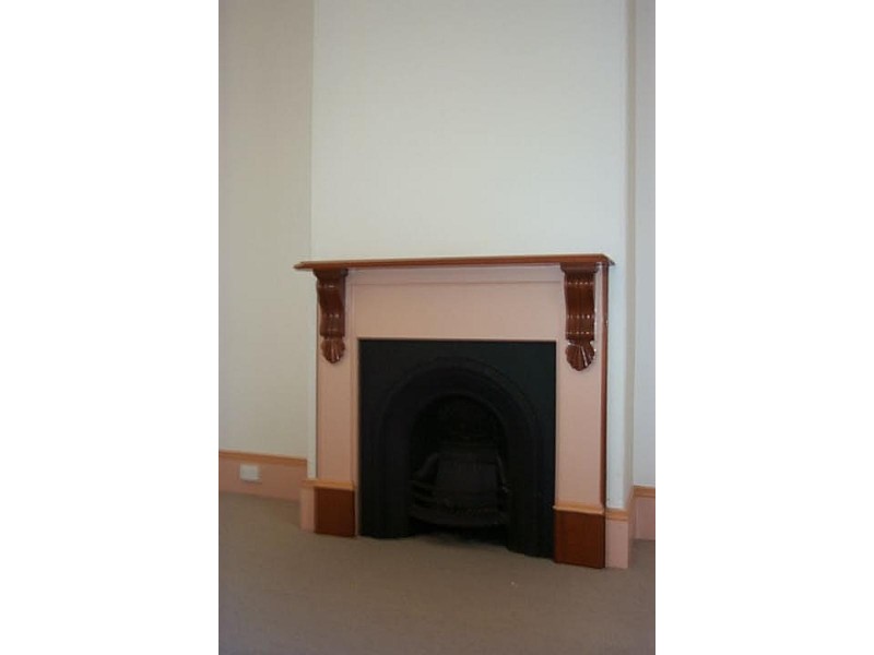 27 Oaks Road, Thirlmere NSW 2572