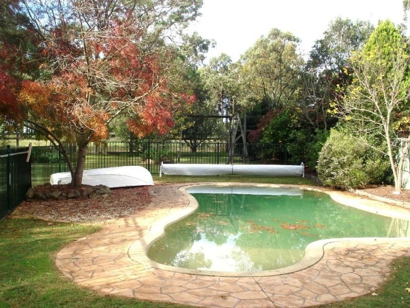 10 Turner Street, Thirlmere NSW 2572