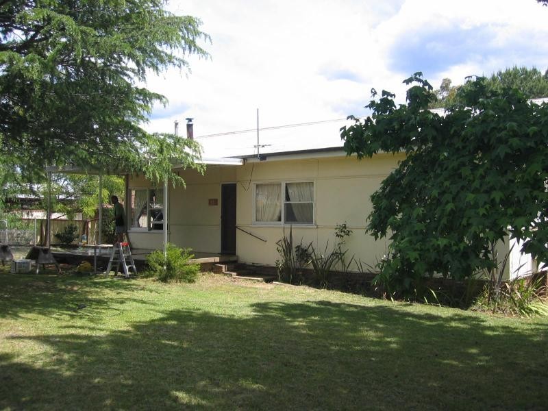 12 West Parade, Buxton NSW 2571